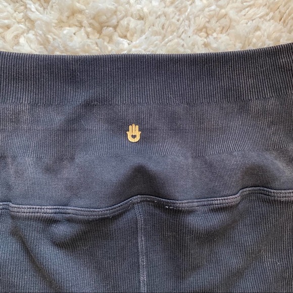 Spiritual Gangster Black Wash Third Eye Hi Rise Laser Cut Leggings Small - Picture 6 of 9